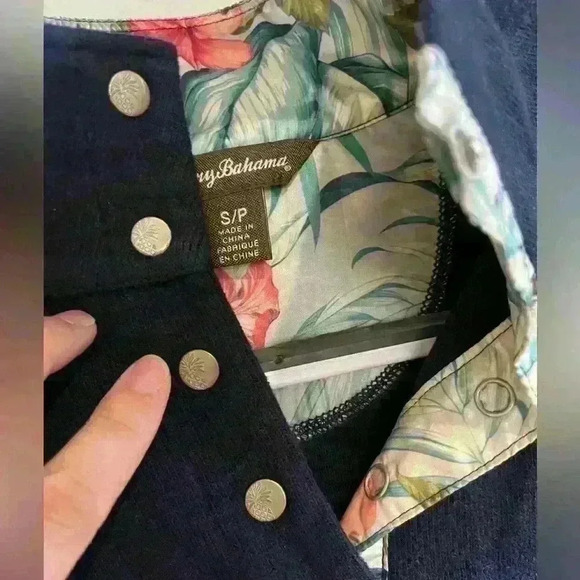 Tommy Bahama Hawaiian Navy Blue Pullover Size S/P - Picture 5 of 5